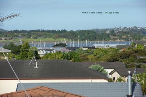 Photo of property in 51 Westpark Drive, West Harbour, Auckland, 0618