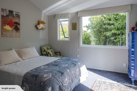 Photo of property in 137 Matipo Road, Te Atatu Peninsula, Auckland, 0610
