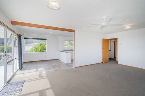 Photo of property in 119 Huaroa Street, Coromandel, 3506