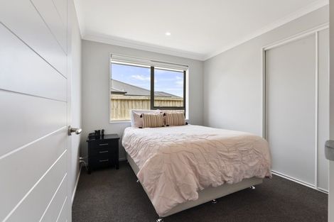 Photo of property in 11 Beachvale Drive, Kaiapoi, 7630
