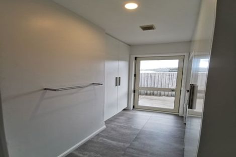 Photo of property in 5 Gilders Grove, Heathcote Valley, Christchurch, 8022