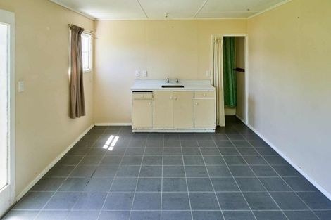 Photo of property in 39 Westminster Road, Wainuiomata, Lower Hutt, 5014