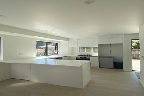 Photo of property in 94e Bay Street, Red Beach, 0932