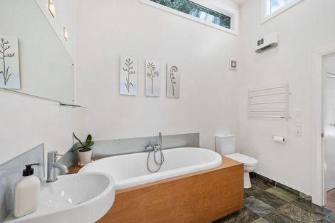 Photo of property in 70 Owhiro Bay Parade, Owhiro Bay, Wellington, 6023