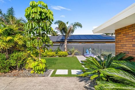Photo of property in 6 Madeira Close, Papamoa Beach, Papamoa, 3118