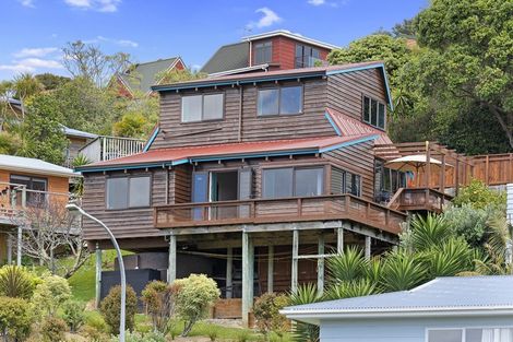 Photo of property in 25 Tapeka Road, Russell, 0202