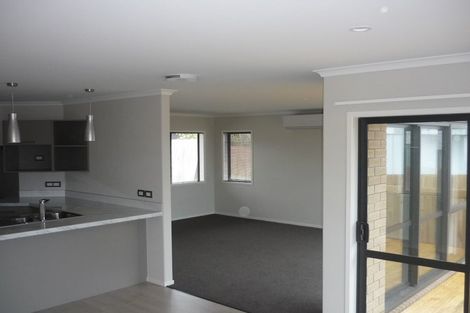 Photo of property in 808 Whangaparaoa Road, Manly, Whangaparaoa, 0930