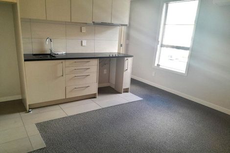 Photo of property in 8/5 Massey Avenue, Pukekohe, 2120