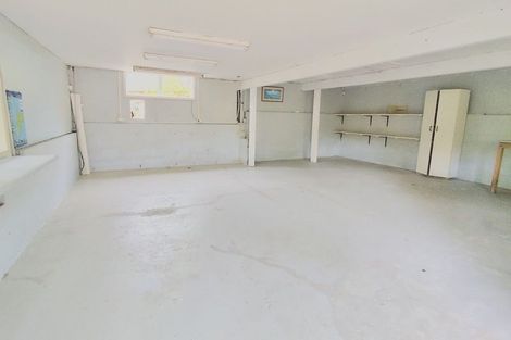 Photo of property in 29 Staincross Street, Green Bay, Auckland, 0604