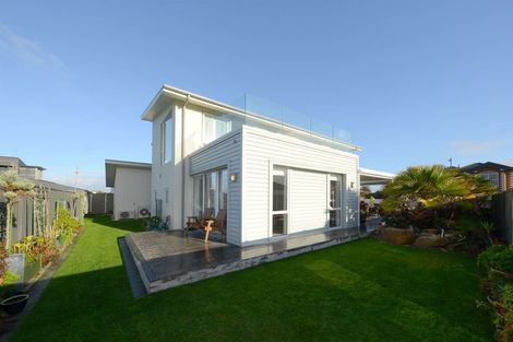 Photo of property in 88b Aston Drive, Waimairi Beach, Christchurch, 8083