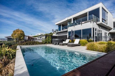 Photo of property in 42b Marama Crescent, Mount Pleasant, Christchurch, 8081