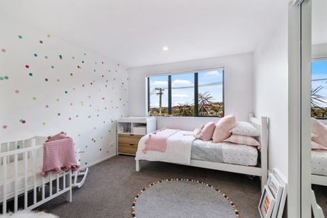 Photo of property in 110 Mount Pleasant Road, Mount Pleasant, Christchurch, 8081