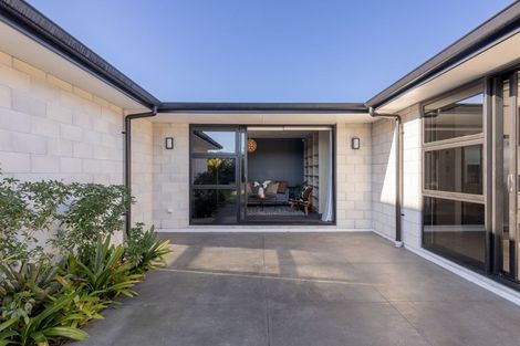 Photo of property in 7 Cavan Close, Omokoroa, 3114