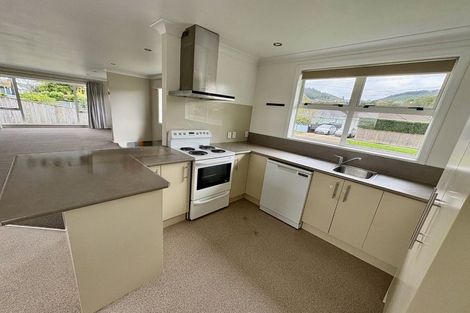 Photo of property in 55 Longfellow Street, Trentham, Upper Hutt, 5018