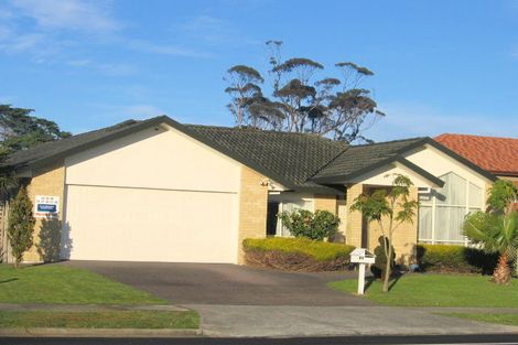 Photo of property in 11 Dannemora Drive, Dannemora, Auckland, 2016