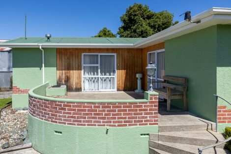 Photo of property in 6 Papatotara Road, Tuatapere, 9620