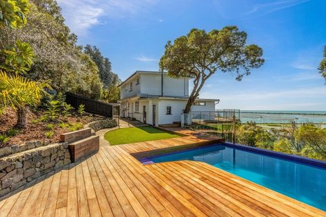 Photo of property in 93 Mount Pleasant Road, Mount Pleasant, Christchurch, 8081