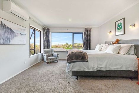 Photo of property in 19 Kendallvale Drive, Waiuku, 2123