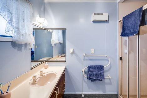 Photo of property in 32 Kotuku Place, Taradale, Napier, 4112