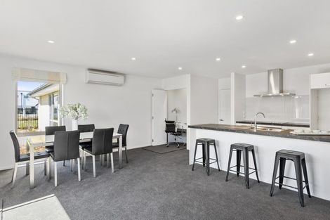 Photo of property in 6 Derek Anderson Place, Halswell, Christchurch, 8025