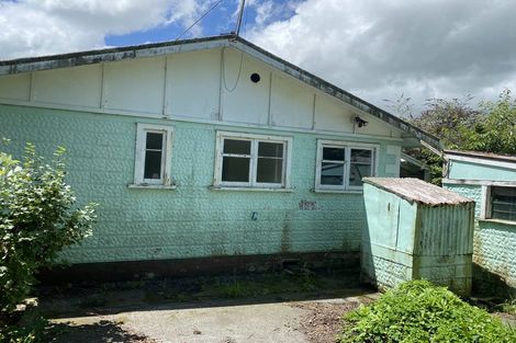 Photo of property in 13 Cambridge Street, Patea, 4520