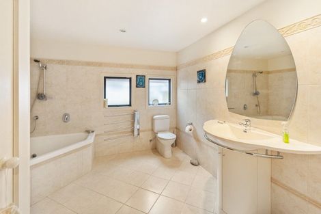 Photo of property in 12 Wallace Lane, Paihia, 0200