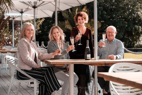 Photo of property in 19 Parkside Drive, Orewa, 0931