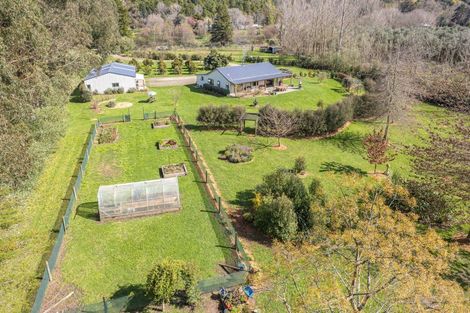 Photo of property in 394 Kaiwhaiki Road, Kaiwhaiki, Whanganui, 4575