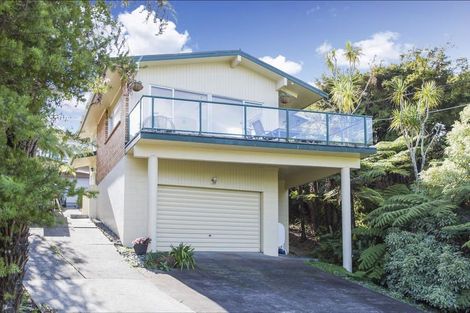 Photo of property in 1/23 Parr Terrace, Castor Bay, Auckland, 0620