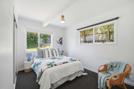 Photo of property in 1/22 Rothesay Bay Road, Rothesay Bay, Auckland, 0630