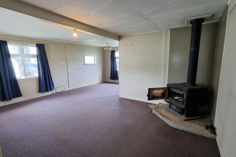 Photo of property in 49 Hall Street, Cobden, Greymouth, 7802
