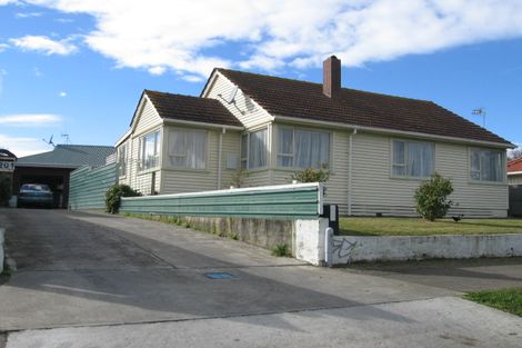 Photo of property in 201 Vogel Street, Roslyn, Palmerston North, 4414