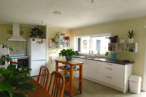 Photo of property in 104 Russell Street, Westport, 7825