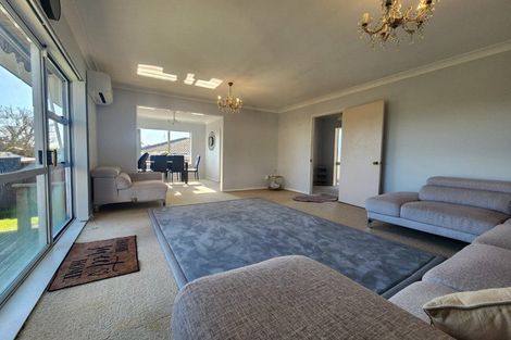 Photo of property in 2/8 Mangarata Avenue, Papatoetoe, Auckland, 2025