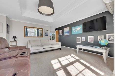 Photo of property in 4/2 Tampin Road, Hillpark, Auckland, 2102