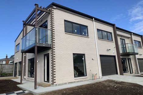 Photo of property in 4a Kelman Road, Kelston, Auckland, 0602