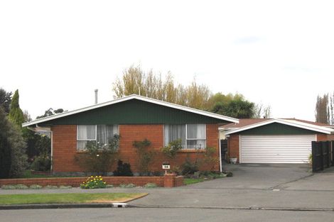 Photo of property in 27 Apollo Place, Papanui, Christchurch, 8052