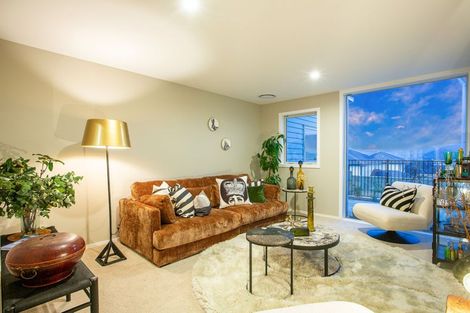 Photo of property in 28 Te Hoiere Street, Aotea, Porirua, 5024