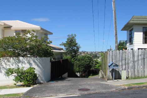 Photo of property in 17a Orchard Road, Browns Bay, Auckland, 0630