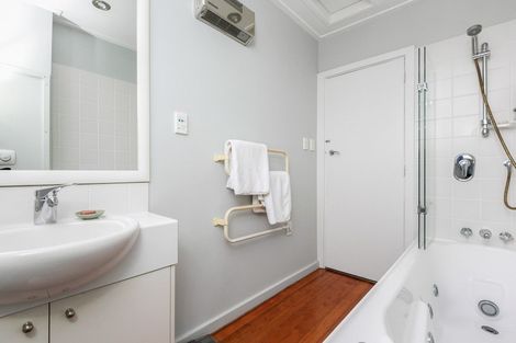 Photo of property in 69 Drivers Road, Maori Hill, Dunedin, 9010