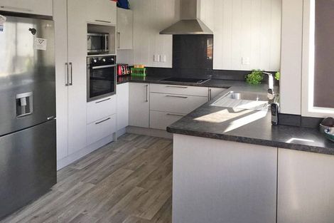 Photo of property in 126a Mayfair Avenue, Whangamata, 3620