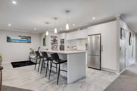 Photo of property in 4 Cupples Street, Papamoa Beach, Papamoa, 3118