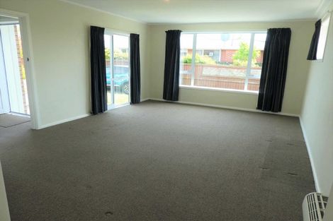 Photo of property in 2/271 Avonhead Road, Avonhead, Christchurch, 8042