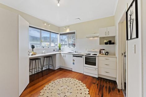 Photo of property in 45 Durham Crescent, Fairfield, Lower Hutt, 5011