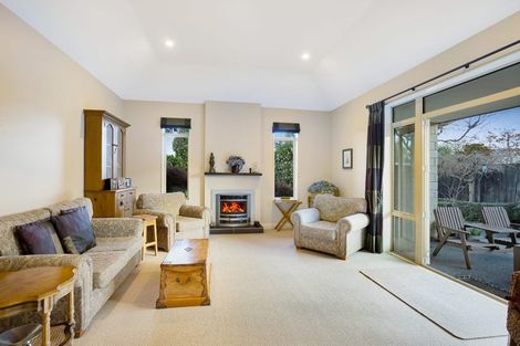 Photo of property in 21 Cairnbrae Drive, Prebbleton, 7604