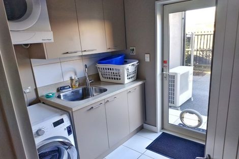 Photo of property in 33 Reka Street, Parklands, Christchurch, 8083