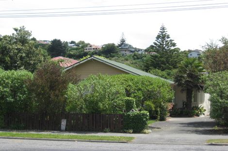 Photo of property in 12 Bay View Road, Moncks Bay, Christchurch, 8081