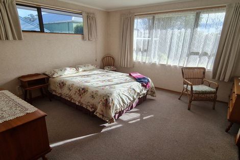 Photo of property in 97c Russell Street, Westport, 7825