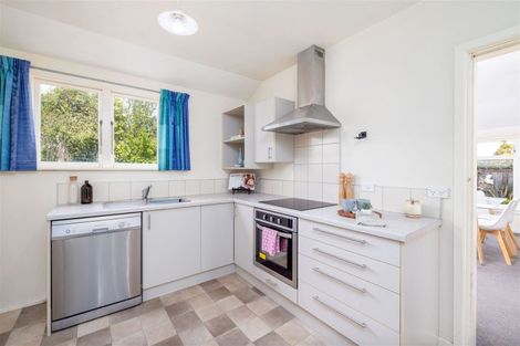 Photo of property in 218 Weston Road, St Albans, Christchurch, 8052