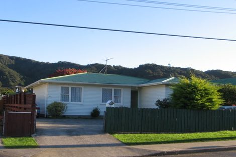 Photo of property in 27 Konini Street, Wainuiomata, Lower Hutt, 5014